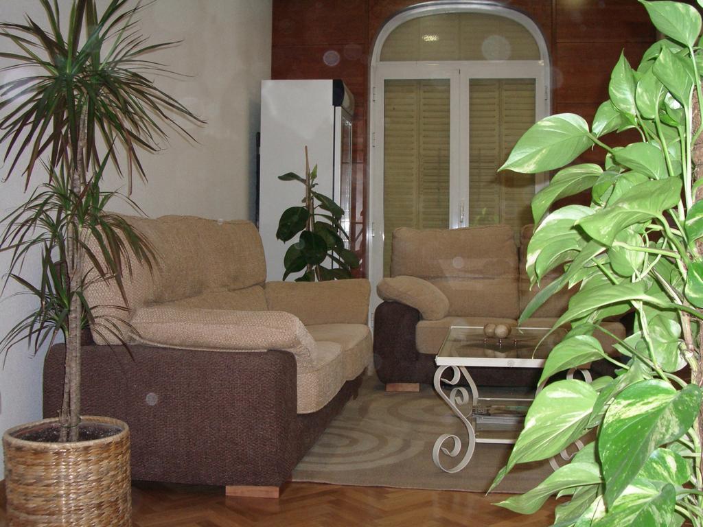 Hostal Jerez Madrid Eksteriør billede